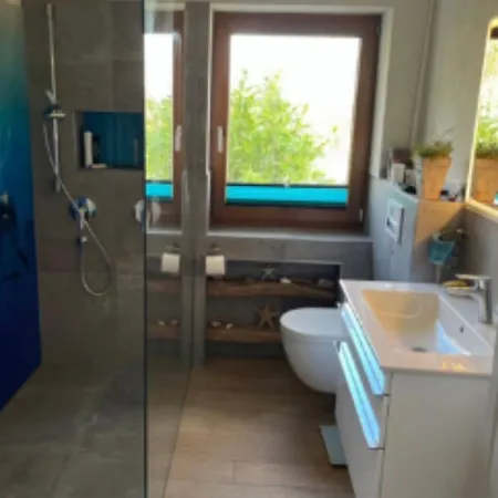 Mit Aussicht ,uninah Lägenhet